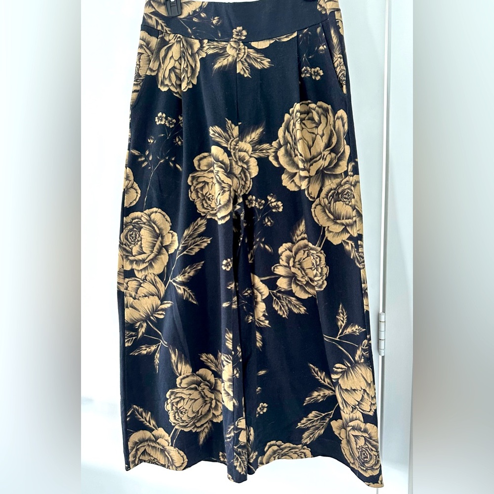 Osklen wide floral pants with pockets Large NWOT
